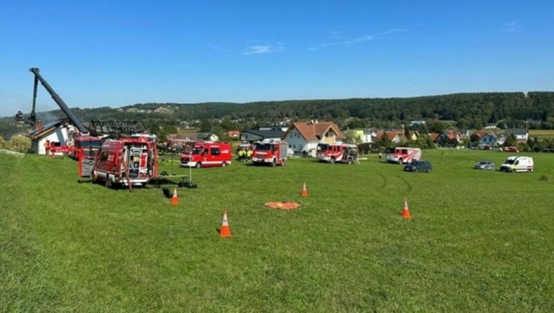 Die Feuerwehren Ollersdorf, Pinkafeld, Stinatz, Stegersbach und Oberwart konnten Schlimmeres verhindern. (Bild: Christian Schulter)
