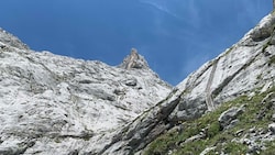 Die Hochtron-Leiter führt über Absturzgelände auf das Plateau des Tennengebirges. (Bild: Max Kronberger)