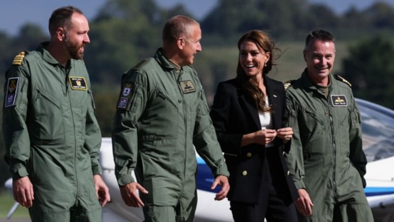 Prinzessin Kate besucht den britischen Marineluftwaffenstützpunkt Yeoviilton in Ilchester. (Bild: APA/AFP/Adrian DENNIS)