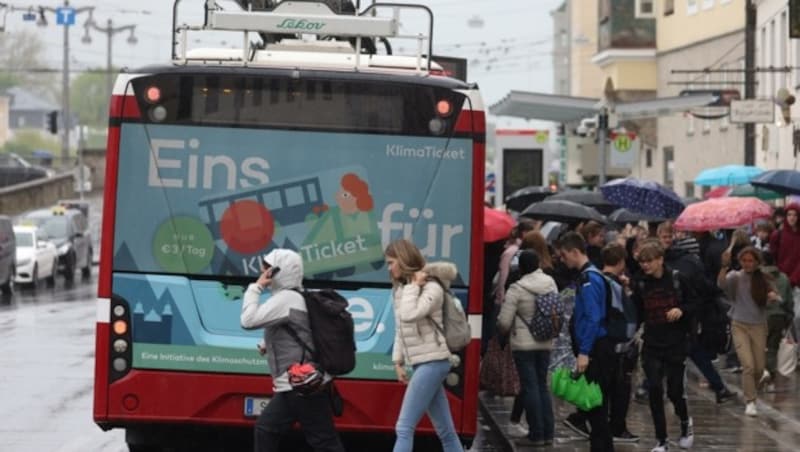 Beim Obus müssen noch rechtliche Fragen geklärt werden. (Bild: Tröster Andreas)