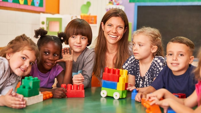 Die Ausbildung zur Kindergartenassitenz ist bei der Vitalakadmie beliebt