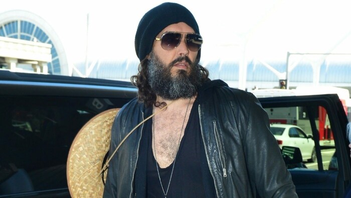 Eine weitere Frau erhebt Vorwürfe gegen Russell Brand.