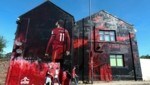 Hausfassaen in Liverpool mit dem Bild von Superstar Mohamed Salah. (Bild: ADAM VAUGHAN)