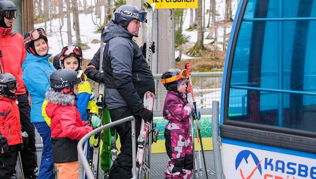 Heuer schien am 12. März das letzte Mal die Gondel auf den Kasberg zu fahren - jetzt geht’s vielleicht doch weiter. (Bild: Einöder Horst)