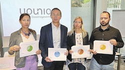 Kindergarten-Leiterin Julia Fichtl, stv. younion- Vorsitzender Manfred Obermüller, Bundesfrauenreferentin Judith Hintermeier und Pädagoge Daniel Granögger (v. li. n. re.). (Bild: Jöchl Martin)