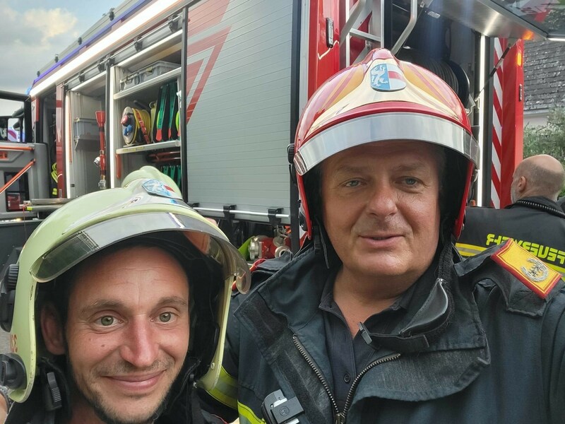 Im Einsatz: Didi Fahrafellner, Landeskommandant der Feuerwehr, lobte die gute Arbeit der Kameraden in St. Pölten und St. Georgen. (Bild: Feuerwehr St. Pölten-Stadt)