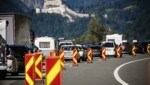 Seit vergangener Woche staut es zwischen Golling und Werfen in beiden Fahrtrichtungen. (Bild: Scharinger Daniel)
