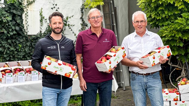 Martin Wagner (Ländle Qualitätsprodukte), Jens Blum (Ländle-Apfel-Produzent) und Ulrich Höfert (Landwirtschaftskammer Vorarlberg). (Bild: Ländle Qualitätsprodukte Marketing GmbH)