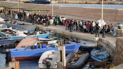 Auf der italienischen Insel Lampedusa kommen weiter Migrantinnen und Migranten an. (Bild: AFP or licensors)