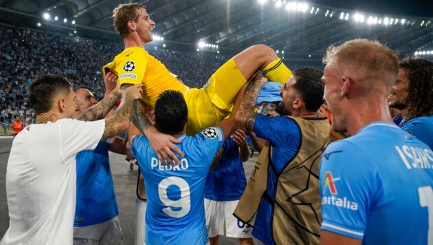 Lazio-Held Ivan Provedel würde gebührend gefeiert. (Bild: AP)