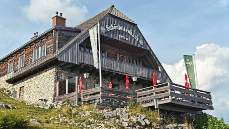 Auf der Aflenzer Bürgeralm ist das Schönleitenhaus für seine Gastlichkeit bekannt. (Bild: Andrea Thomas)