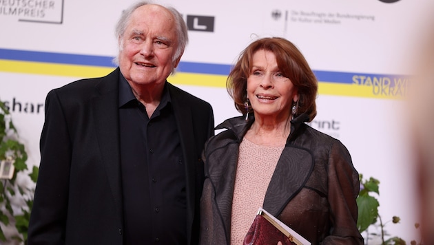 German director Michael Verhoeven - with his wife Senta Berger - has died at the age of 85. (Bild: Gerald Matzka / dpa / picturedesk.com)