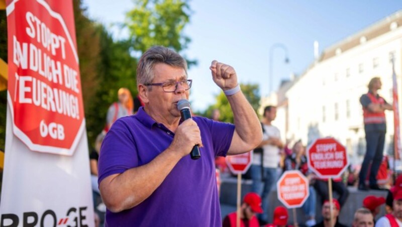 ÖGB-Präsident Wolfgang Katzian fordert von der Regierung mehr im Kampf gegen die Teuerung als ein „schlagzeilentaugliches Mietpreisdeckelchen“. (Bild: APA/GEORG HOCHMUTH)