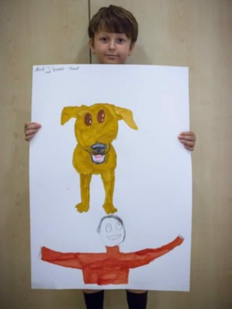 Noah hat nicht nur einen Hund gemalt. (Bild: TiKo/Nina Zesar)