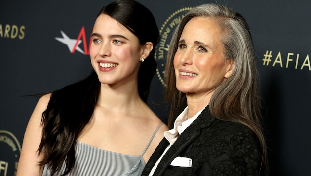 Margaret Qualley verrät: Sie war von Mama Andie MacDowells neuer Liebe furchtbar enttäuscht. (Bild: APA/Getty Images via AFP/GETTY IMAGES/Emma McIntyre)