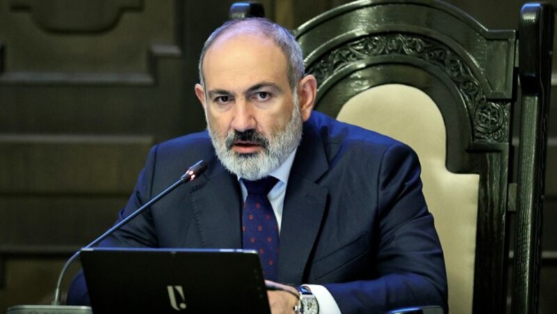Armeniens Ministerpräsident Nikol Paschinjan (Bild: AP)