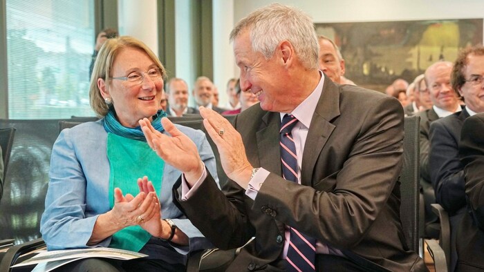 Dürfen sich selbst applaudieren: Ilse und Martin Bartenstein.