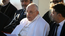 Papst Franziskus befindet sich auf Frankreich-Visite (Bild: AFP)