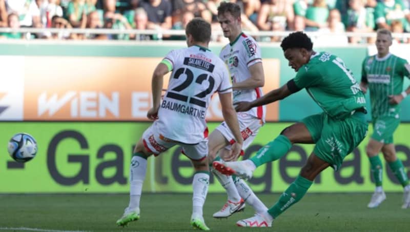 So traf Fally Mayulu zuletzt sehenswert zum 1:0 gegen Wolfsberg. Heute will der 21-jährige Franzose im Stürmerduell gegen Sturms Wlodarczyk nachlegen. (Bild: GEPA pictures)