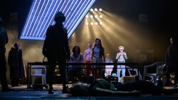Premiere: „Mutter Courage und ihre Kinder“