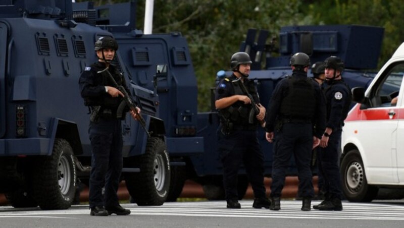 Drei serbische Angreifer sowie ein kosovarischer Polizist waren bei dem Überfall getötet worden. (Bild: AFP)