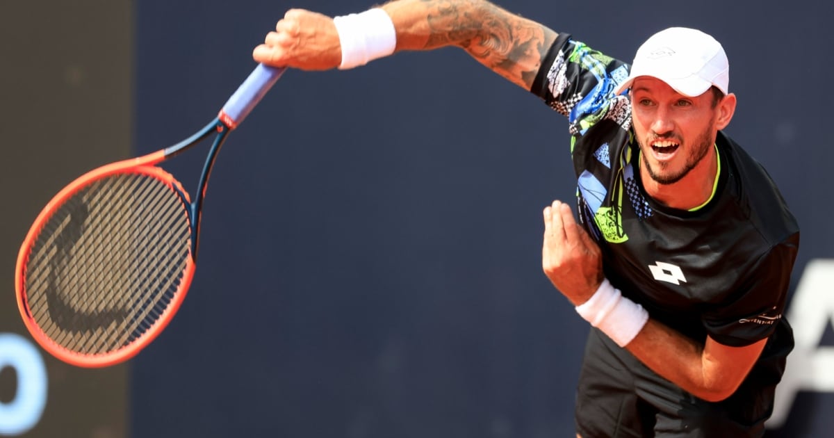 Novak Reflects on Unusual Match as Italian Surprise Secures Final Spot ...