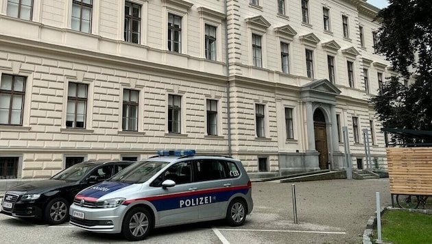Ein 45-Jähriger musste sich in Ried wegen Tierquälerei verantworten.