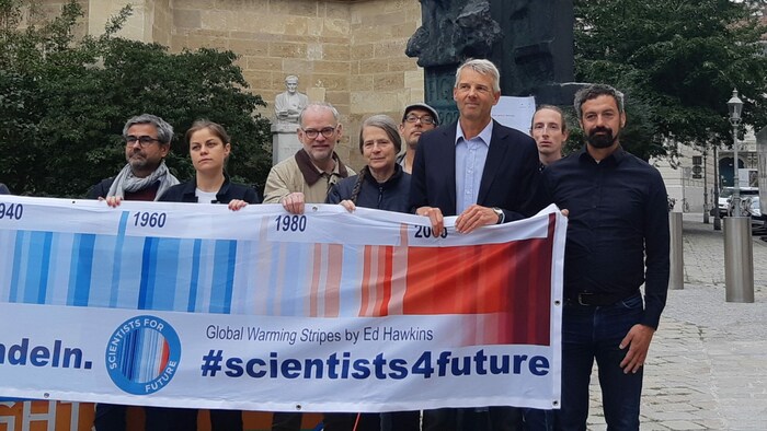 Barbara Laa (TU Wien/2.v.l.), Lukas Kenner (Medizinischen Universität Wien/3.v.l), ...