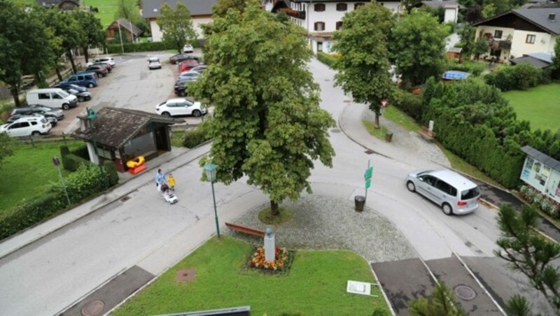 Eine der Kreuzungen mitten im Zentrum, an der es früher einmal einen Schutzweg gab. (Bild: Hörmandinger Reinhard)