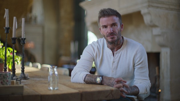 David Beckham fand Victoria damals „einfach toll“. (Bild: Netflix)