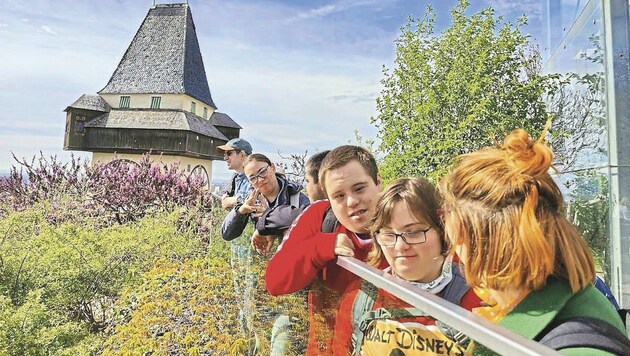 Ein Ausflug nach Graz - unvergessliche Erlebnisse macht das engagierte Team von „Bunt Gemischt“ möglich. (Bild: Bunt Gemischt/Christian Wuschnig)