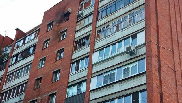 Ein von der Ukraine Ende August angegriffenes Wohngebäude in Kursk (Bild: AFP)