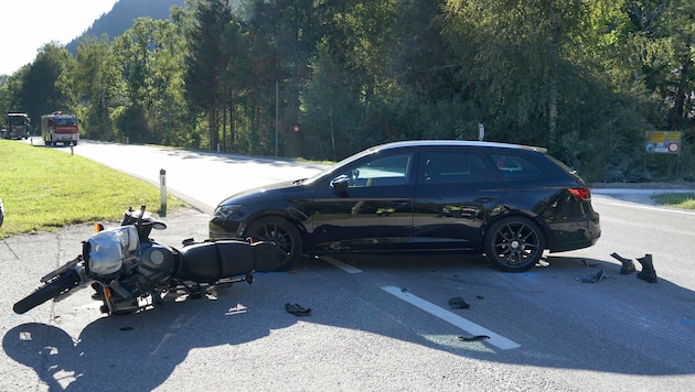 Der Schwerverletzte wurde von den Ersthelfern geborgen. (Bild: zoom.tirol)