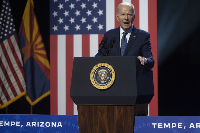 Biden bei seiner Rede in Arizona