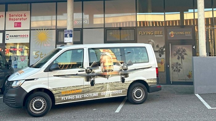 Auch der angeschaffte Bus ist schon bereit.