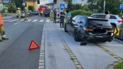 Feuerwehr und Polizei waren am Freitag in Kuchl stark gefordert. (Bild: FF Kuchl)