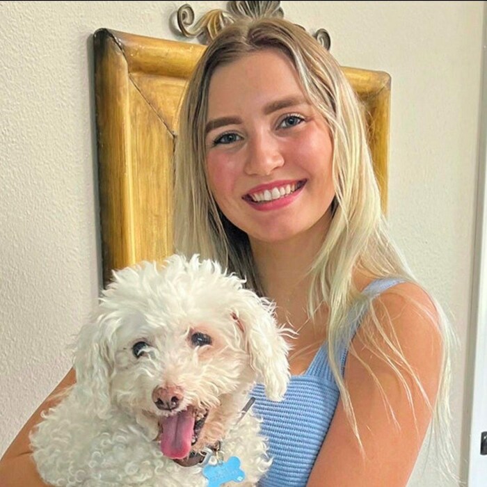 College-Studentin Callie (20) freut sich über das Wiedersehen.