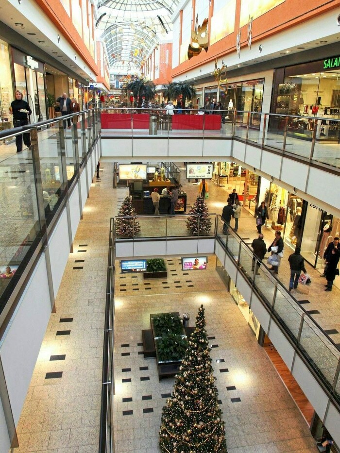 2006 eröffneten die City Arkaden in Klagenfurt.