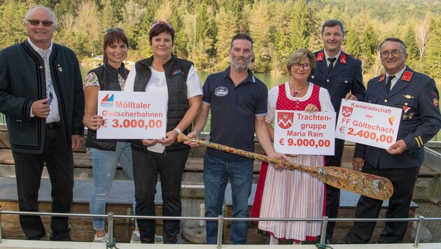 14.400 Euro gab es für den Verein Valentinsfähre. (Bild: Arbeiter Dieter)