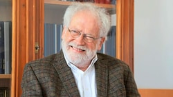 Für Professor Anton Zeilinger ist es keine Überraschung, dass Ferenc Krausz für seine Arbeit einen Nobelpreis erhalten hat. (Bild: Zwefo)