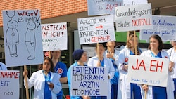 Im Sommer streikte „nur“ die Zentrale Notaufnahme Ottakring - jetzt kommt es zu einer Wien-weiten Arbeitsniederlegung! (Bild: Zwefo, Krone KREATIV)