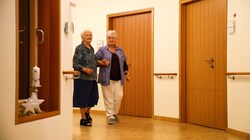 Die Arbeitszeit reduzieren, um sich fortzubilden. Das können Heimmitarbeiter in Salzburg (im Bild Seniorenheim Nonntal). Die Stadt nimmt dafür viel Geld in die Hand. (Bild: Tröster Andreas)