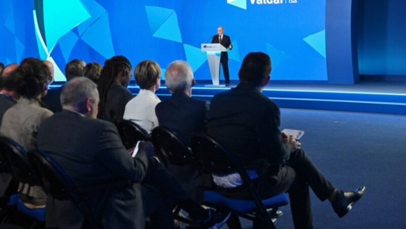 Putin bei seiner Rede beim Valdai-Forum in Sotschi am Donnerstag (Bild: AFP)