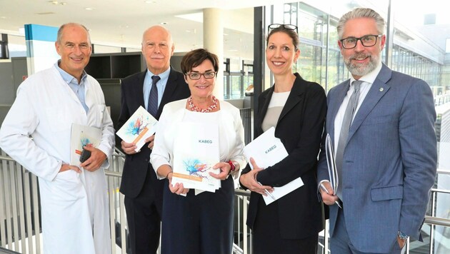 Jörg Weber, Wolfgang Grisold, Beate Prettner, Julia Ferrari und Christian Enzinger: Große ...
