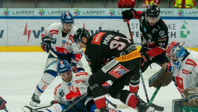 Das Westderby war hart umkämpft, Haie-Goalie Evan Buitenhuis bewahrte die Ruhe. (Bild: Rothmund_Pioneers.hockey)