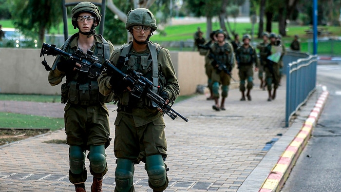 Israelische Soldaten auf Patrouille in Sderot