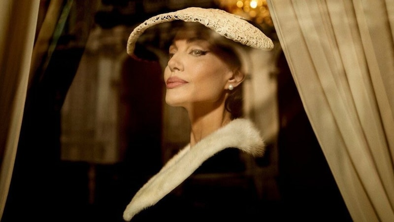 Angelina Jolie als Maria Callas (Bild: Fremantle )