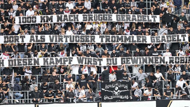 Tolle Aktion von LASK-Fans für ihren Kumpanen Robi, der wegen eines Gehirntumors operiert wurde. (Bild: GEPA pictures/ Mathias Mandl)
