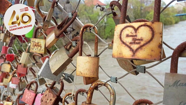 Schlösser zum Zeichen der Liebe: Ein Beispiel eines neuen Brauches. (Bild: Jürgen Radspieler)