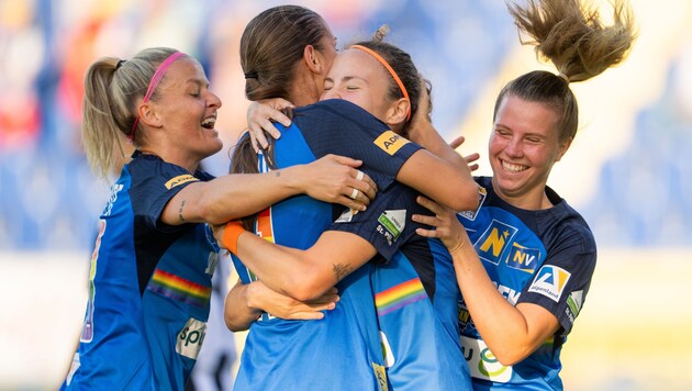 St. Pölten's women around Mädl, Brunnthaler and Co. want to celebrate great successes. (Bild: APA/GEORG HOCHMUTH)